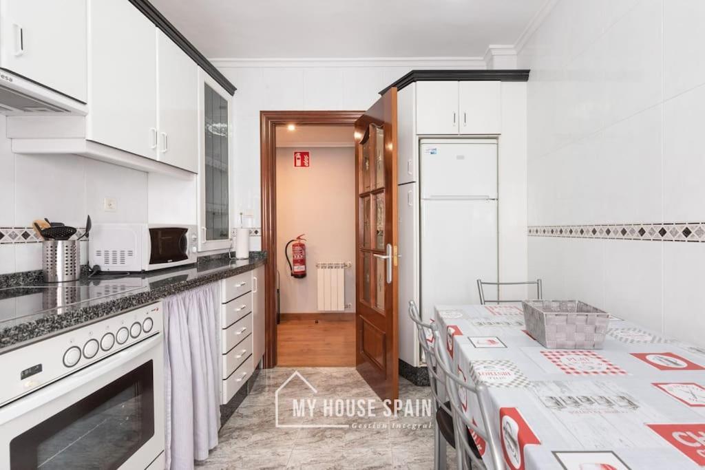 Myhousespain - Piso En Cimadevilla Junto Al Mar Gijón Eksteriør billede